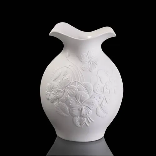 Kaiser Porzellan 14-002-04-2 Vase - Vasen aus unglasiertem Porzellan, handgefertigt mit einer Höhe von 16 cm – perfekt für stilvolle Blumenarrangements.