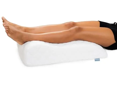 XDREAM Venenkissen zur Hochlagerung der Beine - Ergonomisch und Waschbar - Beinkissen zur orthopädischen Lagerung und Entlastung der Beine, ideal für Sofa, Bett oder Büro. Mit abnehmbarem, waschbarem Bezug und Öko-Tex Zertifizierung für schadstofffreie Materialien.
