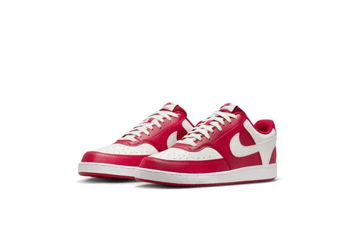Nike Court Vision Low - Rot: Klassischer Basketball-Sneaker - Sneaker im 80er-Jahre-Stil mit geschmeidigem Kunstleder und weicher Polsterung für optimalen Komfort und Eleganz.