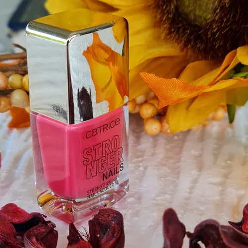 CATRICE STRONGER NAILS.Strengthening Nail Lacquer. 10 Pink Warrior💅.
