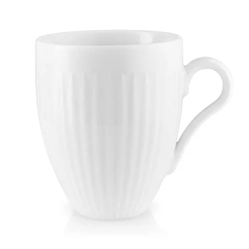 Eva Trio Legio Nova Tasse 40 cl - Thermobehälter mit stilvollem Design, ideal für jeden Tisch und perfekt für passionierte Kaffeetrinker dank der eleganten Rillenstruktur.