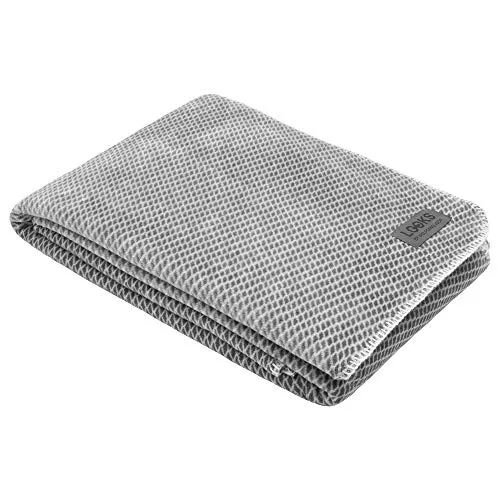 LOOKS BY WOLFGANG JOOP Kuscheldecke 150x200 cm - grau, hochwertige Baumwollmischung - Kuscheldecke aus hochwertiger Baumwollmischung, besonders weich und vielseitig einsetzbar für jeden Anlass. Pflegeleicht und OEKO-TEX zertifiziert, ideal als Geschenk für Groß und Klein.
