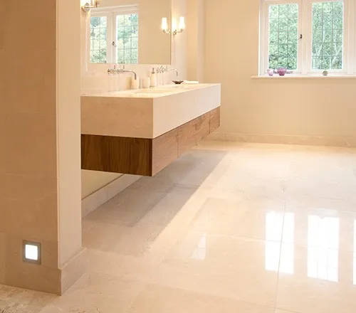Luxus Marmor Boden Crema Fliese 60x60 - Naturstein Bodenbelag 10m², glänzend in Crema Marfil, ideal für Innen- und Außenbereiche, perfekt für stilvolle Wohnräume und Bäder.