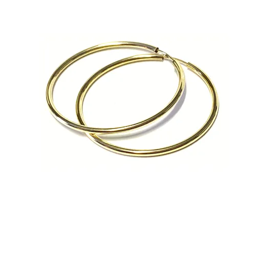 Creolen 333/- Gelbgold poliert – Schlichte Eleganz für jeden Anlass - Diese 39mm Creolen aus poliertem 333er Gelbgold sind der ideale Begleiter für jedes Outfit. Zeitloses Design trifft auf hochwertige Verarbeitung.
