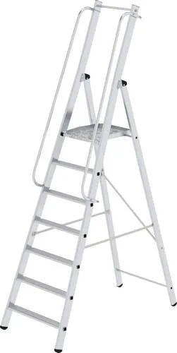MUNK Podestleiter ML 51097, klappbar mit 7 Stufen - Leiter mit 7 Stufen, max. Belastbarkeit 150 kg und Arbeitshöhe 3,60 m. Ideal für sichere Arbeiten in der Höhe, platzsparend klappbar und Made in Germany.