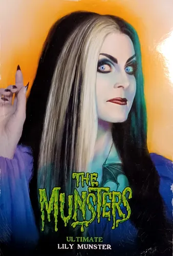 NECA Rob Zombie's The Munsters Figur Ultimate Lily Munster 18 cm - Actionfigur von Lily Gruesella-Munster, detailreich und beweglich, ideal für Sammler und Fans von Rob Zombie's Vision. Inklusive austauschbarer Teile und exklusivem Kunstwerk.