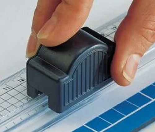 Stanz- & Prägewerkzeuge für Kunstarbeiten von Dahle