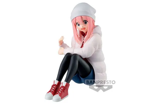 Banpresto - Laid Back Camp Season 3 - Nadeshiko Kagamihara Figur 10 cm - Actionfigur der Nadeshiko Kagamihara aus Laid-Back Camp, 10 cm groß und detailreich gestaltet. Ideal für Anime-Fans und Sammler, bringt sie den Charme des Campens in Ihr Zuhause.