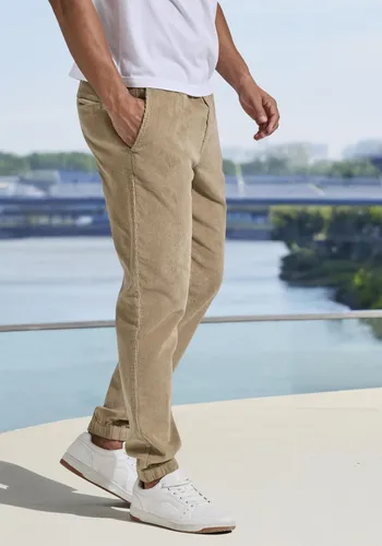 JOHN DEVIN Jogger Pants 5XL - Bequeme Cordhose in Camel - Modische Jogger Pants für Herren aus weichem Cord. Mit elastischem Bündchen und praktischen Taschen für höchsten Tragekomfort. Ideal für den Alltag und in Größe 4XL erhältlich.