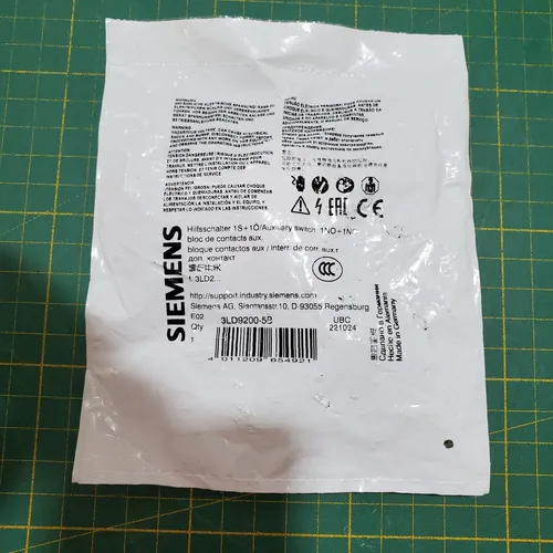 Produktbild Siemens 3LD9200-5B Hilfsschalter 1NO+1NC f. 3LD2 Lasttrennschalter       _0.02_5