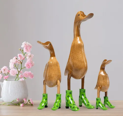 Rikmani Dekofigur Holzfigur Ente, Handgefertigte Dekoration aus Holz, Geschenk, Perfekt als Deko & Geschenk zu jedem Anlass