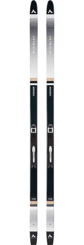 McKINLEY Langlauf-Ski-Set Cruiser + Prolink Auto - Langlaufski-Set für ambitionierte Sportler, leichtgewichtig mit besten Gleiteigenschaften und stabiler Hybridbauweise für ein effizientes Training.