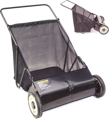 Rasenkehrmaschine 65 cm - Handkehrmaschine für saubere Flächen - Effiziente Hand-Laubkehrmaschine mit 65 cm Kehrbreite. Ideal für die Reinigung von Rasen und Gehwegen. Verstellbarer Anpressdruck und großer Auffangsack sorgen für müheloses Arbeiten.