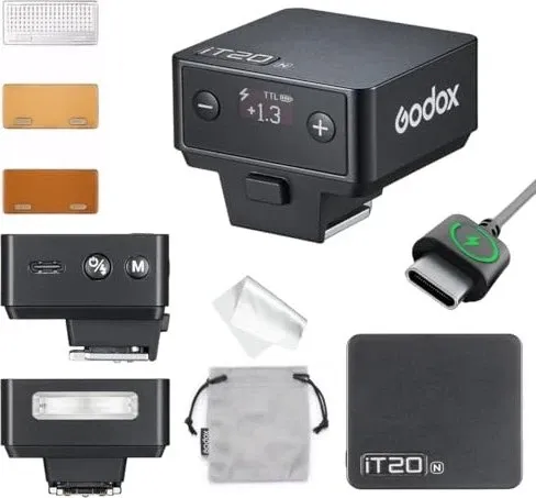 Godox iT20 N TTL Mini Blitz für Nikon - Kompakter und leistungsstarker Aufsteckblitz für Nikon, ideal für kreative Fotografie. Mit TTL-Automatik und leichtem Design für präzise Belichtung und schnelle Ladezeiten.