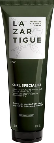 Lazartigue Lockenspezialist Haarcremebehandlung 250 ml - Die Lockenspezialist Haarcreme von LAZARTIGUE definiert und pflegt lockiges Haar. Angereichert mit Wüsten-Wassermelonenöl, entwirrt sie sanft und schützt vor Hitze. Ideal für die tägliche Haarpflege.