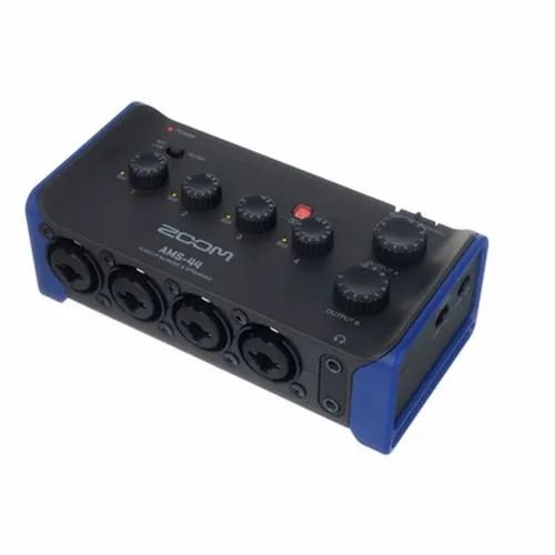 Zoom AMS-44 Audio Interface für Musikaufnahme & Streaming