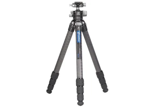 LEOFOTO Carbon-Dreibeinstativ LS-324C Ranger mit Ballhead Panorama LH-40PCL - Kohlefaser-Stativ mit max. Höhe von 140 cm und leichtem Gewicht von nur 1,95 kg - ideal für Fotografen, die Mobilität und Stabilität suchen.