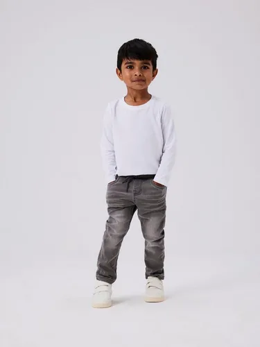 NAME IT Boy Jeans Regular Fit Sweat - Jungen-Jeanshosen, bequeme Jogger Fit Jeans mit angenähtem Kordelzug für optimalen Tragekomfort und lässigen Style.