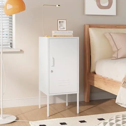 en.casa Nachtschrank »Hausjärvi« mit abschließbarer Tür - Nachtschrank mit zusätzlicher Regalablage und abschließbarer Tür für sichere Aufbewahrung von Wertgegenständen. Ideal für Schlafzimmer und als Beistellschrank in anderen Räumen.