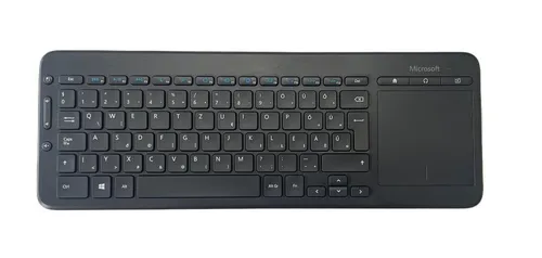 Produktbild Microsoft All-in-One Media Tastatur mit Touchpad