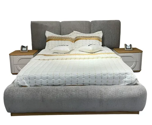 Luxuriöses Schlafzimmer-Set mit Designer Stoffbett und 2 Holz Nachttischen - 3-teiliges Set für das Schlafzimmer: stilvolles Bett mit Schubladen und zwei elegante Nachttische. Modernes Design in Grau, ideal für Erwachsene. Qualität und Komfort für entspannte Nächte.