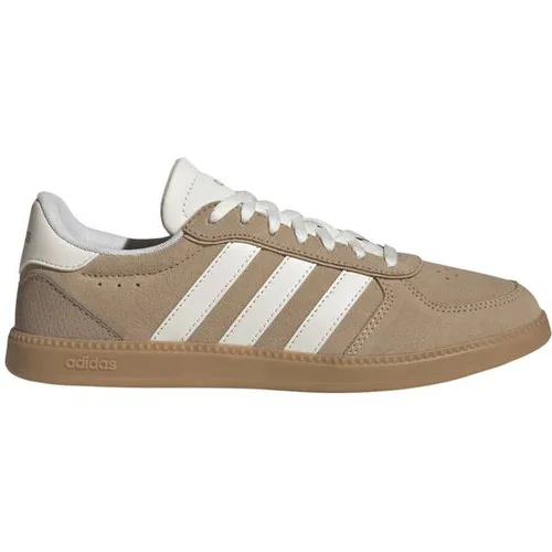 Adidas Damen BREAKNET Sleek Schuhe, warm Sandstone / core White / Gum 3, 38 2/3 EU - Stylische Damen Sneaker mit regulärer Passform, aus Leder und Synthetik gefertigt. Ideal für den Alltag dank bequemer Gummiaußensohle und atmungsaktivem Futter.
