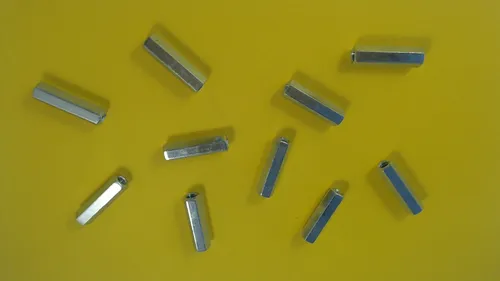 Dresselhaus Schrauben & Muttern von Dresselhaus