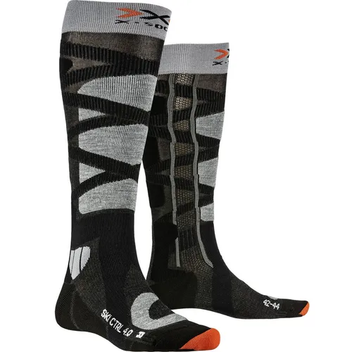 X-Socks Ski Control 4.0 Skisocke - Hochwertige Skisocke für Wettkampf-Athleten und Hobby-Skifahrer, mit atmungsaktiven Mikrofasern und muskelstabilisierender HelixCoil-Technologie für optimalen Halt und Verletzungsprävention.