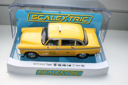 1/32  Checker Taxi N.Y.C. 1977 Artnr. C4432