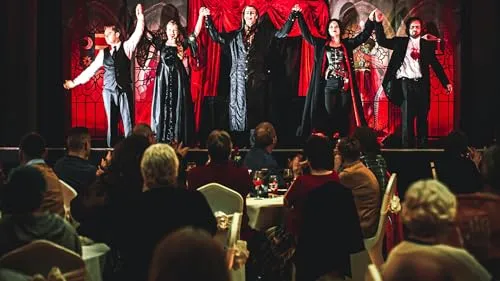 JOCHEN SCHWEIZER Geschenkgutschein: Gruseldinner für 2