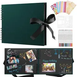 Fotoalbum Scrapbook 240 Bilder Dunkelgrün mit Metallic Markern - Gestalte deine Erinnerungen stilvoll! Dieses dunkelgrüne Scrapbook bietet Platz für 240 Fotos und umfasst 12 Metallic-Farbmarker für kreative Gestaltung. Perfekt für besondere Anlässe wie Hochzeiten und Geburtstagsfeiern.