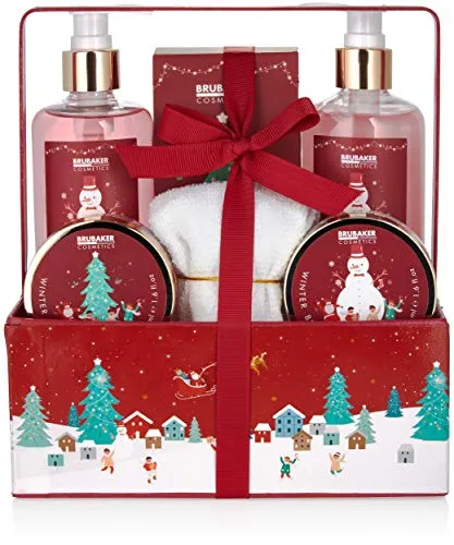 BRUBAKER Cosmetics Bade- und Dusch Set Winter Beeren Duft - 7-teiliges Geschenkset - Hautpflegeset mit fruchtigen Winterbeeren-Düften für entspannende Wellnessmomente. Ideal als Weihnachtsgeschenk für Frauen und Männer, liebevoll verpackt im vielseitigen Pflanzkasten.
