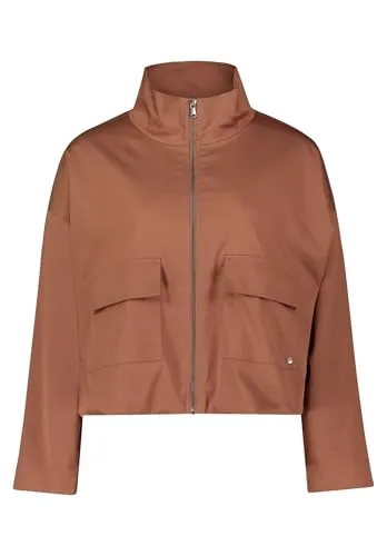 BETTY & CO Damen Casual-Jacke mit Taschen - Trachtenmode, lässig geschnittene Jacke mit praktischen aufgesetzten Taschen für viel Stauraum und modernen Stil – ideal für entspannte Tage!