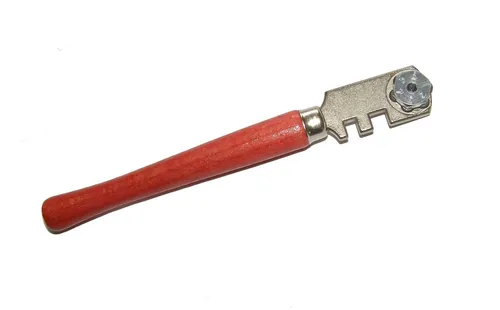Produktbild GLASSCHNEIDER made in germany mit 6 Schneidrädchen Glas Schneider mit Holzgriff