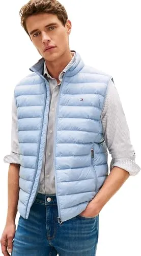 Tommy Hilfiger MW0MW37677 Herren-Weste – Verstaubar, Blau, Größe XXL - Moderne Herren-Weste aus recycelten Materialien, verstaubar und ideal für unterwegs. Stilvoll und umweltbewusst – perfekt für jeden Anlass.
