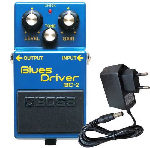 Boss BD-2 Blues Driver Effektgerät mit Netzteil - Der Boss BD-2 erzeugt einen natürlichen Vintage-Sound mit vielfältigen Zerrungsgraden und hervorragendem Sustain. Ideal für kreative Klangexperimente, sorgt das robuste Gehäuse für Langlebigkeit. Inklusive 9V Netzteil für sofortigen Einsatz.
