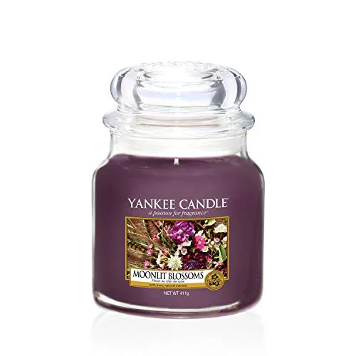 Yankee Candle Housewarmer Moonlit Blossoms 411 g in lila von Yankee Candle