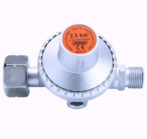 Sellnet Gasdruckregler Gasflasche 2,5 bar 8 kg/h mit Adapter – Druckminderer für Gasflaschen bis 11 kg – Propan Butan Regler für Abflammgerät, Kocher, Heizung – Anschluss W21,8 x G3/8