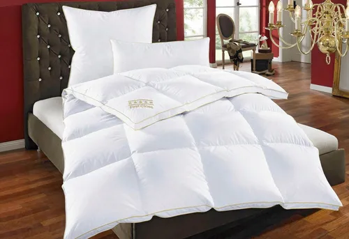 OBB Daunenbettdecke Emilias, Ganzjahresdecke 200x200 cm - Bettdecken mit 90% Daunen & 10% Federn, ideal für Allergiker (NOMITE) und ausgezeichnet mit Wessling Milbenbarriere, für besten Schlafkomfort das ganze Jahr über.