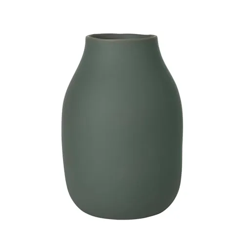 blomus COLORA Vase L - Handgefertigte Steingutvase in Agave Green - Elegante Tischvase aus hochwertigem Steingut, handgefertigt und mit flächenschonenden Gumminoppen, ideal für stilvolle Dekoration.