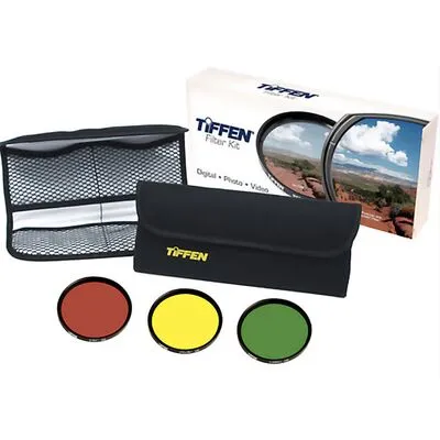 Tiffen Farbkorrekturfilter CC30 Magenta (58mm Ringfilter) - Farbfilter für präzise Farbkorrekturen, ideal für Fotografen und Videografen, die lebendige und ausgewogene Farben erzielen möchten.