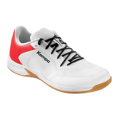 Kempa Herren Kourtfly Three Handball-Schuhe, weiß/rot, 45.5 EU - Herren-Handballschuhe mit atmungsaktivem Obermaterial und verstärktem Halt für kraftvolle Bewegungen. Ideal für perfekten Grip auf Hallenböden und optimalen Tragekomfort.