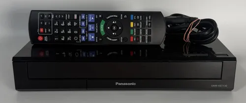 Panasonic DMR HST130 Twin Sat Festplattenreceiver 500GB