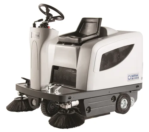 Nilfisk SR 1101 P Aufsitzkehrmaschine