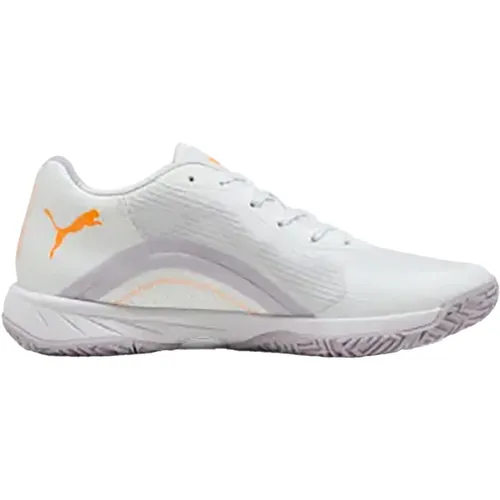 PUMA Accelerate Turbo 4 Handballschuhe Damen - Damen-Sportschuhe für Speed und Kontrolle. Mit reaktionsfreudiger Dämpfung und federleichtem Design bist du immer einen Schritt voraus!