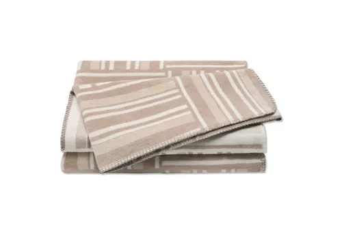 Wohndecke Weave von JOOP! – Elegantes Wohnaccessoire in beige von JOOP!