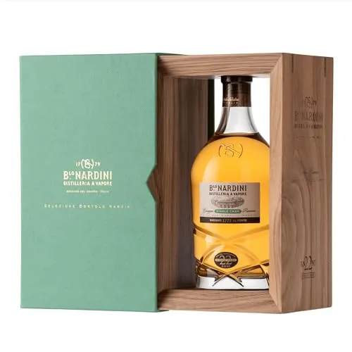 NARDINI Grappa Riserva Single Cask 22 Jahre - Selezione Bortolo 45% vol. - luxuriöser Grappa mit zartem Profil und blumigem Duft, mindestens 22 Jahre in slawonischen Eichenfässern gereift (1 x 0,7l)