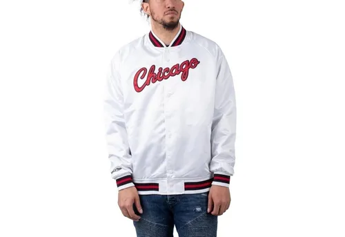 M&N Lightweight Satin Jacke - Chicago Bulls weiß - S - Funktionsjacke für Herren, ideal für Freizeitaktivitäten, gefüttert und leicht, perfekt für den Sommer.