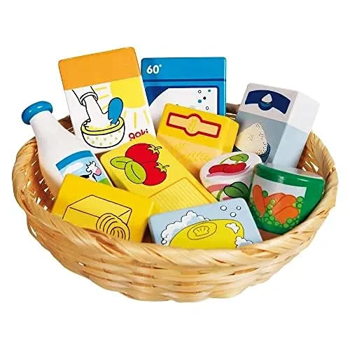 Goki 51713 Kaufladen Miniaturen - Lebensmittel und Haushaltswaren im Korb, hochwertiges Holzspielzeug für kreatives Spiel und Kochen