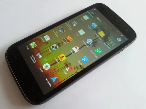 MOBISTEL CYNUS T5 DUAL SIM 4GB BLACK NEUW.+OVP+VIELE EXTRAS+RECHNUNG+DHL VERSAND